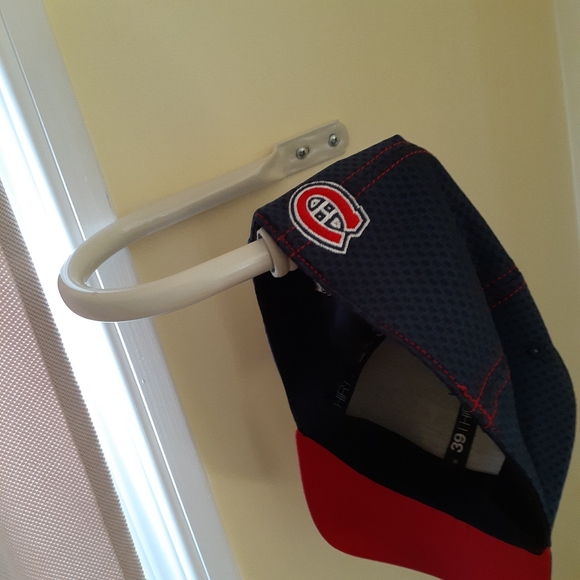 Men's S/M Montreal Canadians Baseball hat - Picture 2 of 5